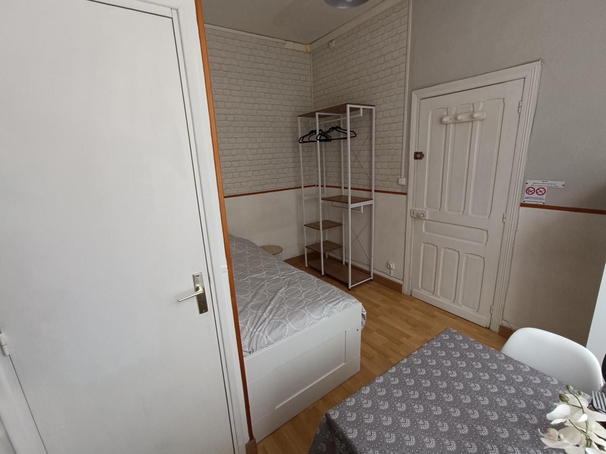 Du Theatre Apartment *