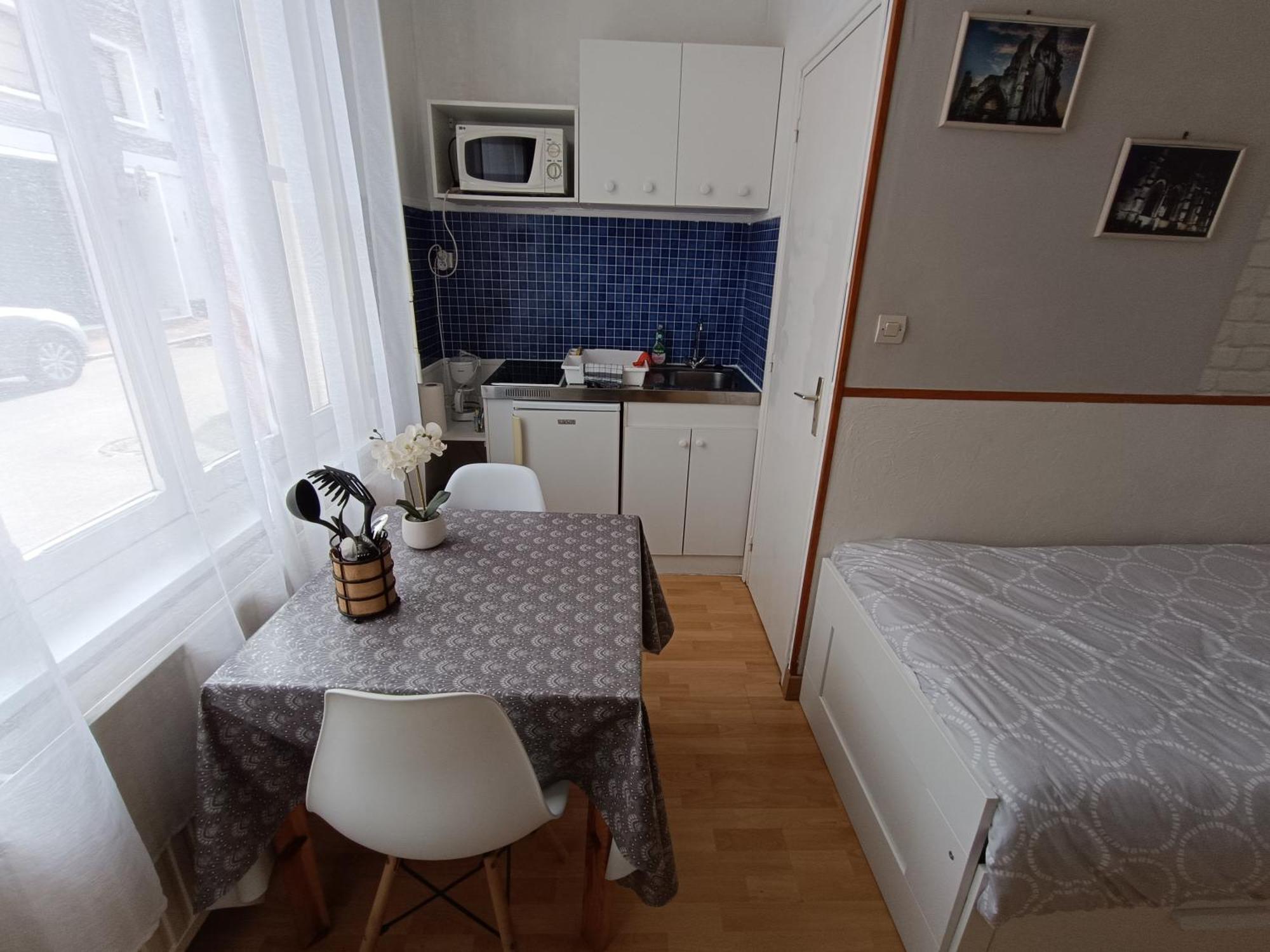 Du Theatre Apartment *